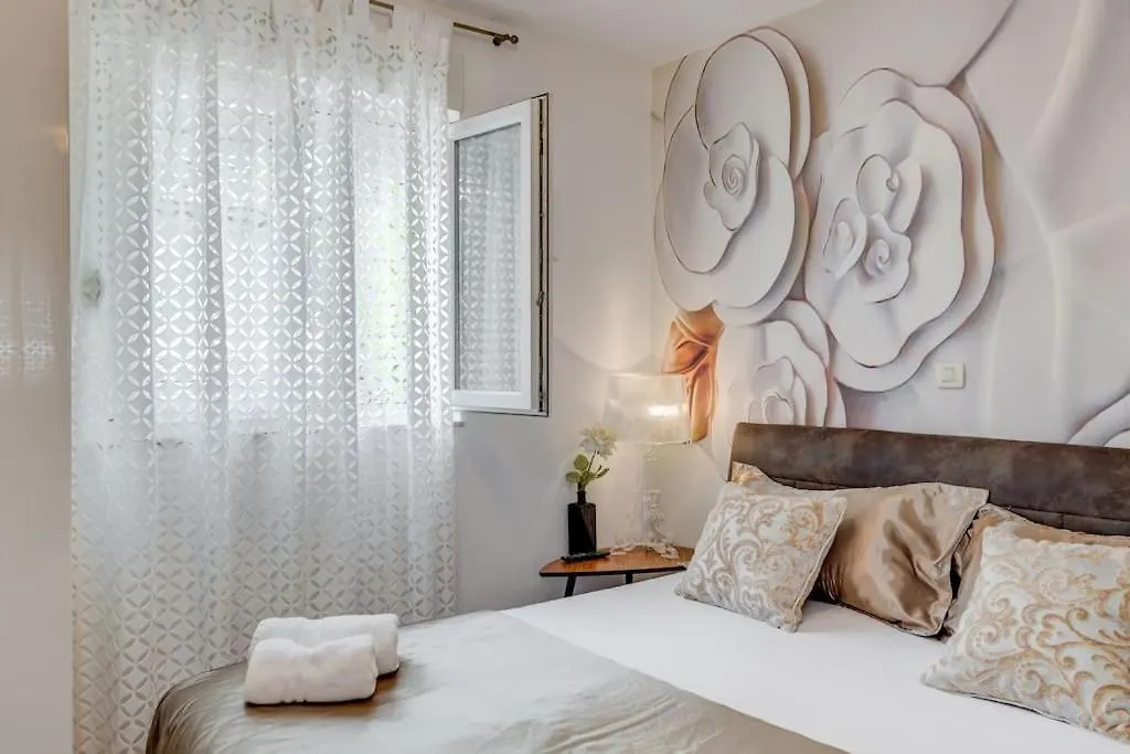 Spacious Lux Beach Apartment 스플리트 크로아티아